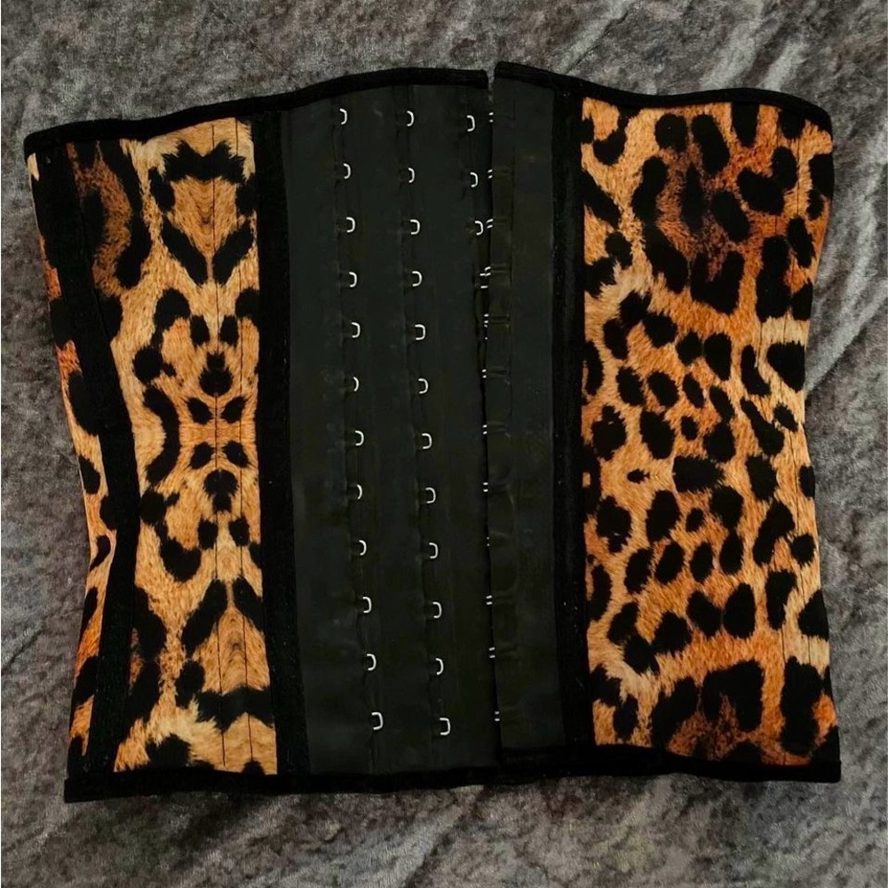 WOMENS 100% AUTHENTIC COLUMBIAN FAJA - CHEETAH PRINT SIZE SMALL